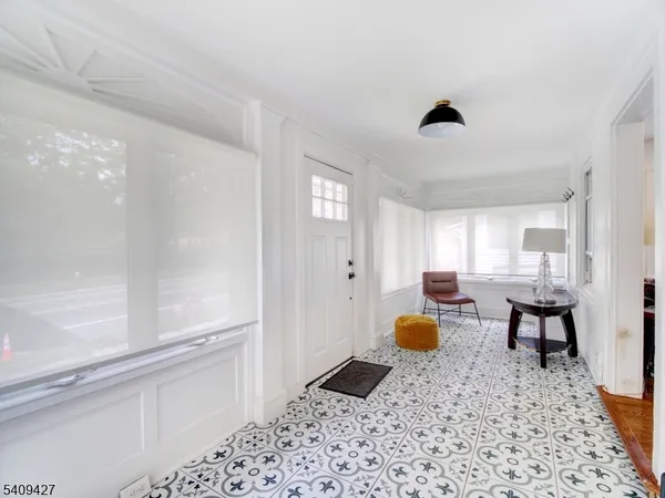 $4,000 | 415 Orange Road, Montclair, NJ 07042