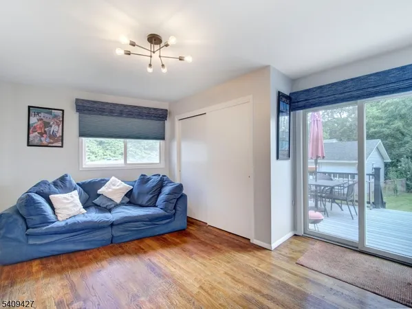 $4,000 | 415 Orange Road, Montclair, NJ 07042
