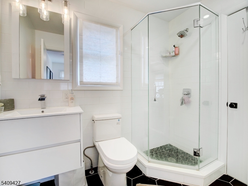 415 Orange Road Montclair, NJ 07042 - Photo 20 of 27