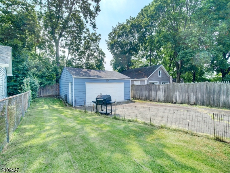 415 Orange Road Montclair, NJ 07042 - Photo 7 of 27