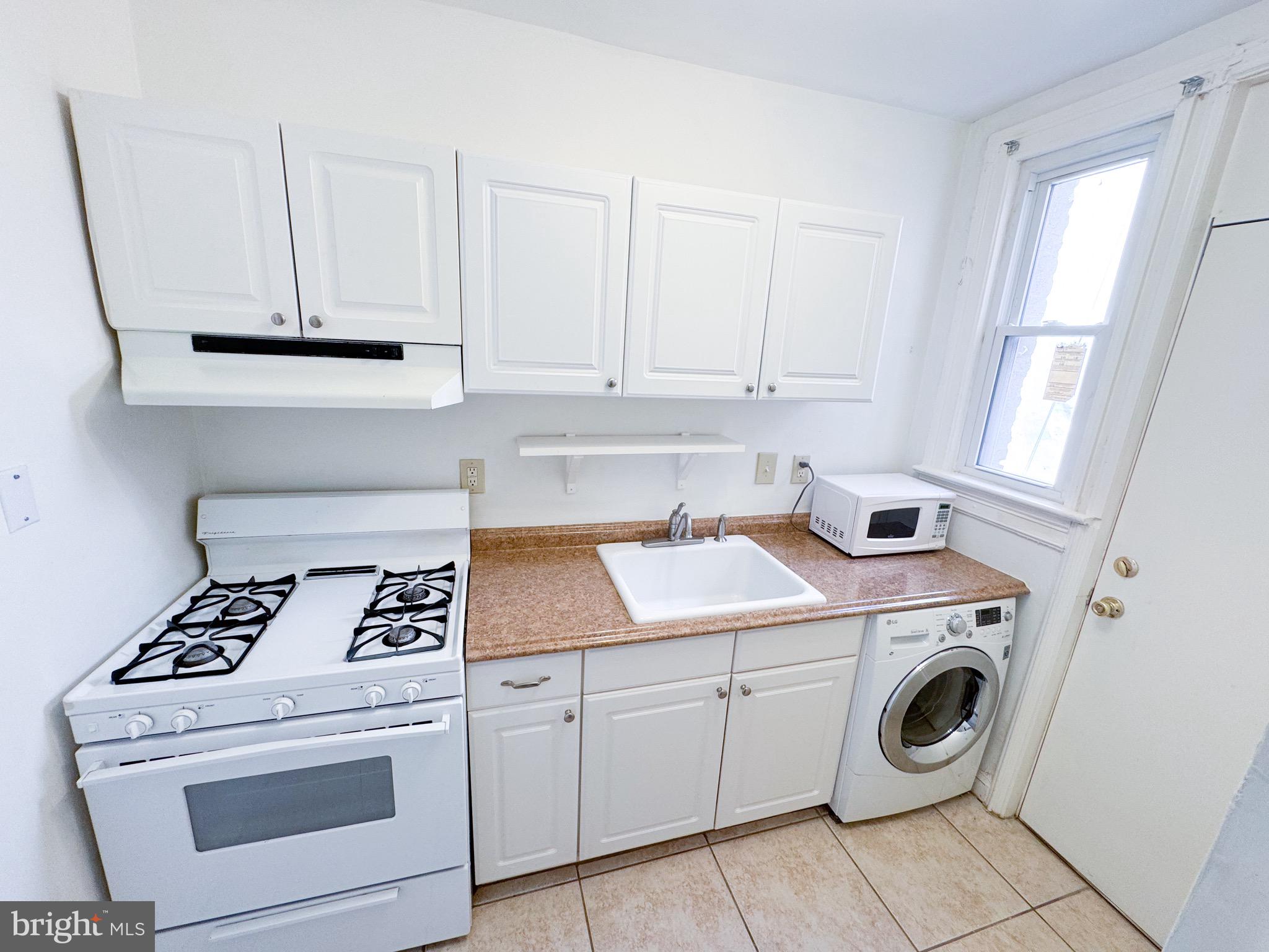 719 Euclid Street Northwest, Unit 1 Washington, DC 20001 - Photo 6 of 7