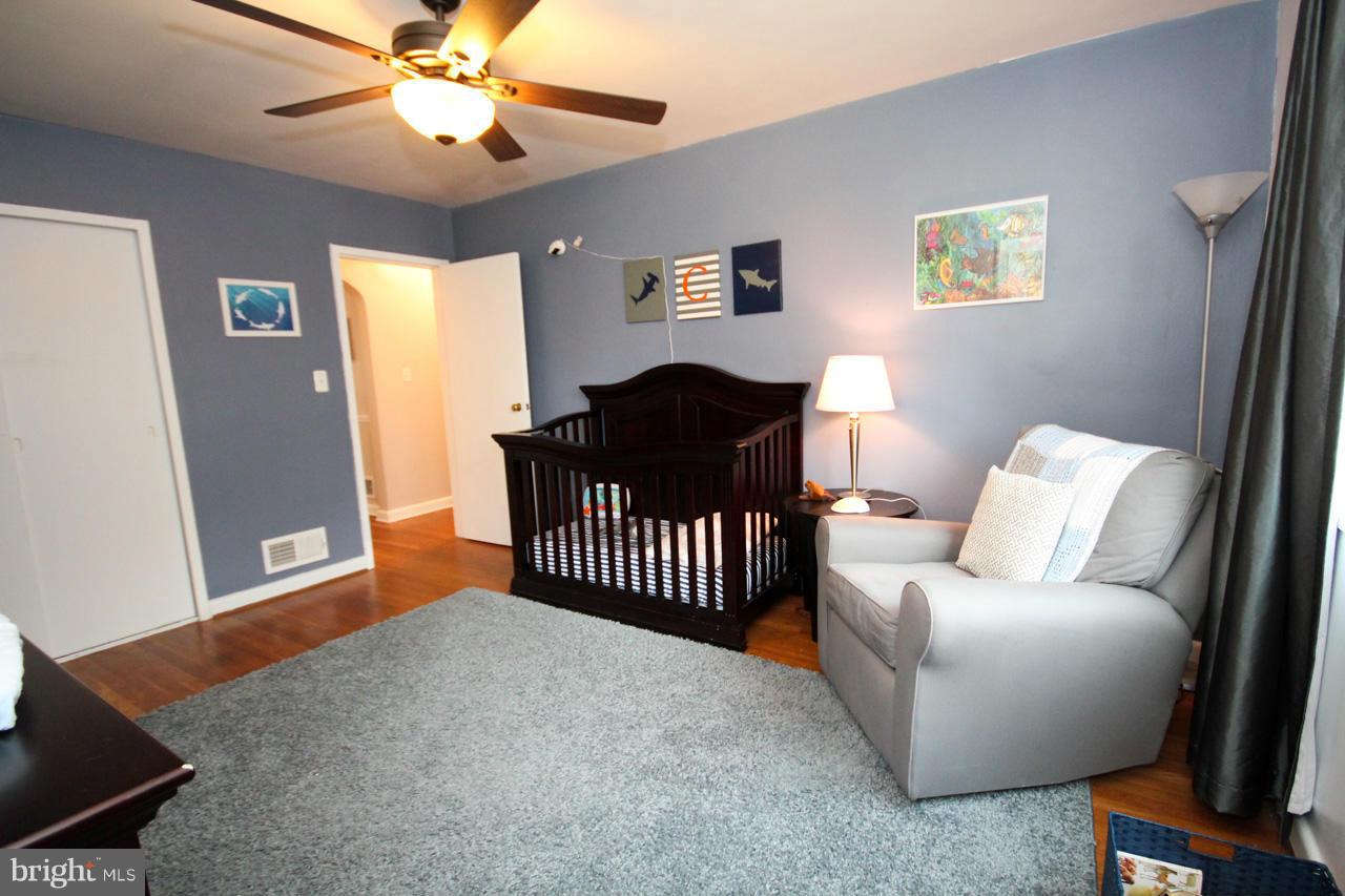 212 Brewster Avenue Silver Spring, MD 20901 - Photo 14 of 22 Bedroom