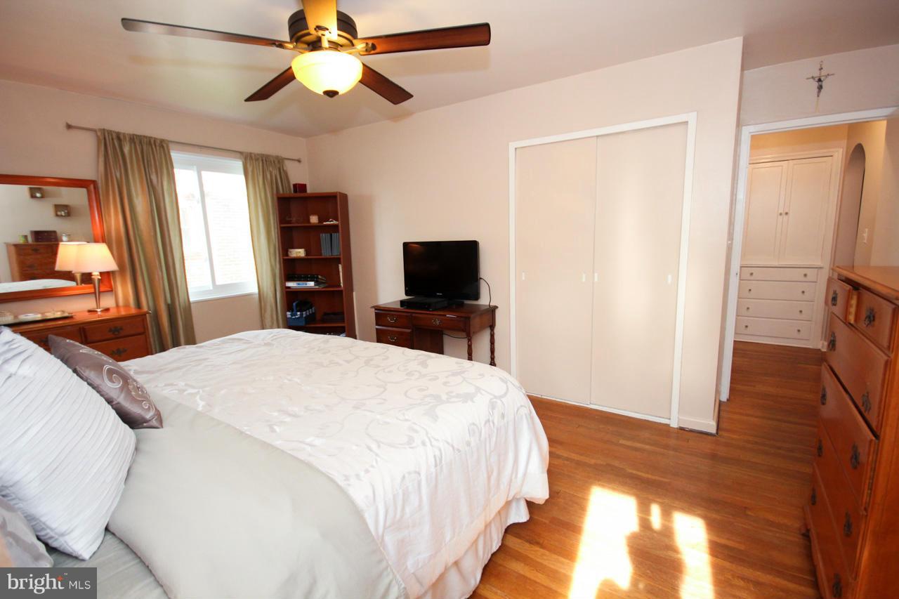212 Brewster Avenue Silver Spring, MD 20901 - Photo 19 of 22 Bedroom (Master)