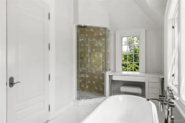 $8,250,000 | 22 Terrace Court, Old Westbury, NY 11568