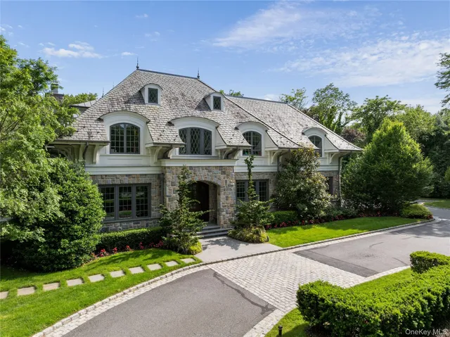 $8,250,000 | 22 Terrace Court, Old Westbury, NY 11568
