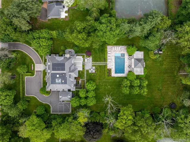 $8,250,000 | 22 Terrace Court, Old Westbury, NY 11568