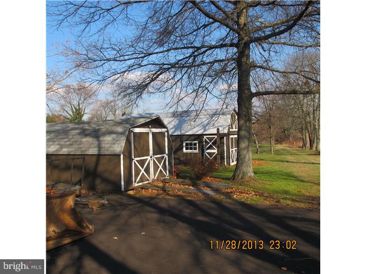 885 Elephant Road Perkasie, PA 18944 - Photo 4 of 10 Storage Shed