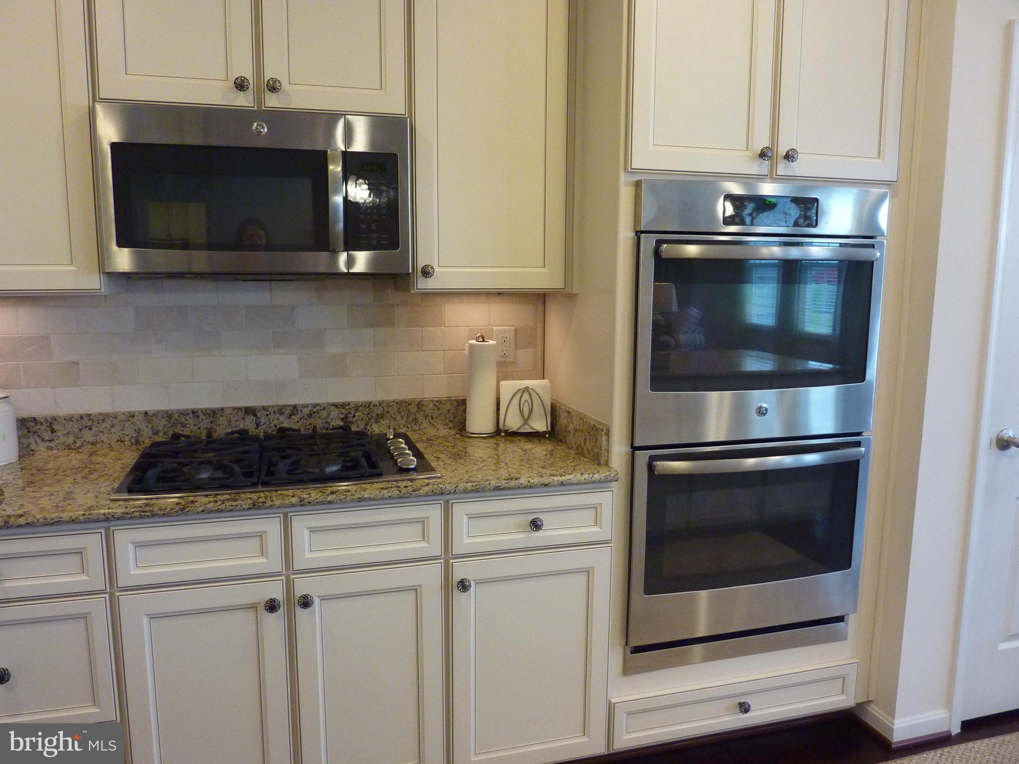 721 Cherry Tree Road Middletown, DE 19709 - Photo 10 of 39 Kitchen - Gourmet Oven