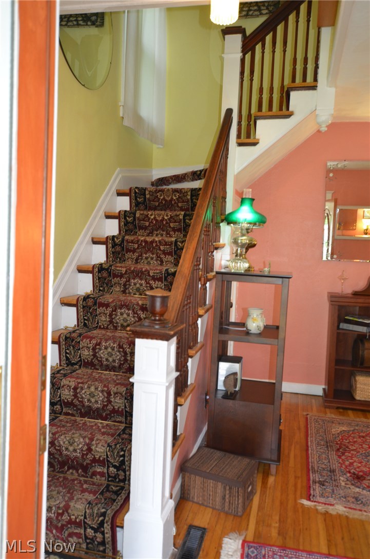 3816 State Road Ashtabula, OH 44004 - Photo 3 of 25 Many original features and wood floors