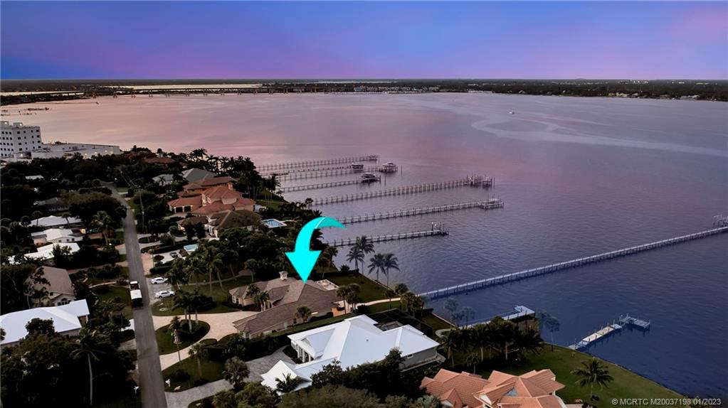 825 Southeast Riverside Drive Stuart, FL 34994 - Photo 12 of 96 Gallery Image 12