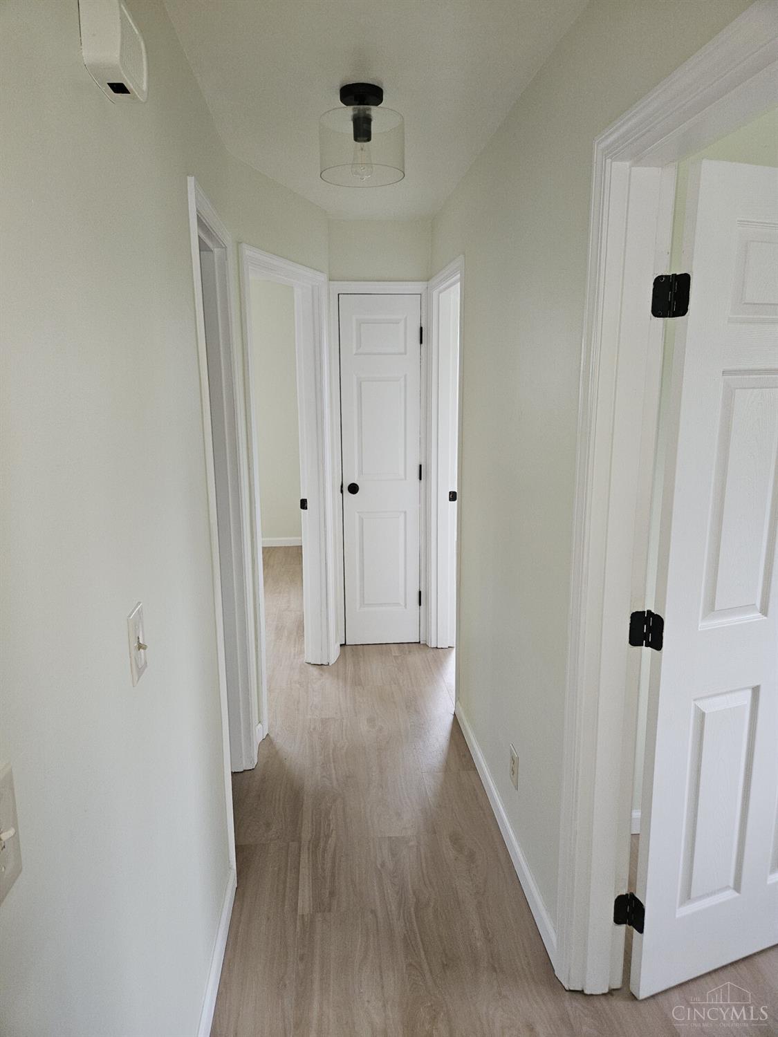 5338 Foley Road Cincinnati, OH 45238 - Photo 11 of 19
