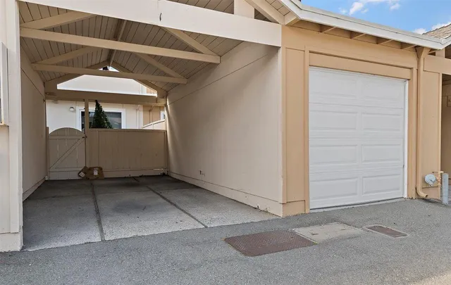 $969,888 | 1 Comstock Queen Court, Mountain View, CA 94043