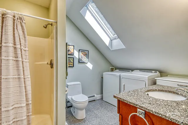 $525,000 | 68 Main Street, Unit 3, Stonington, ME 04681