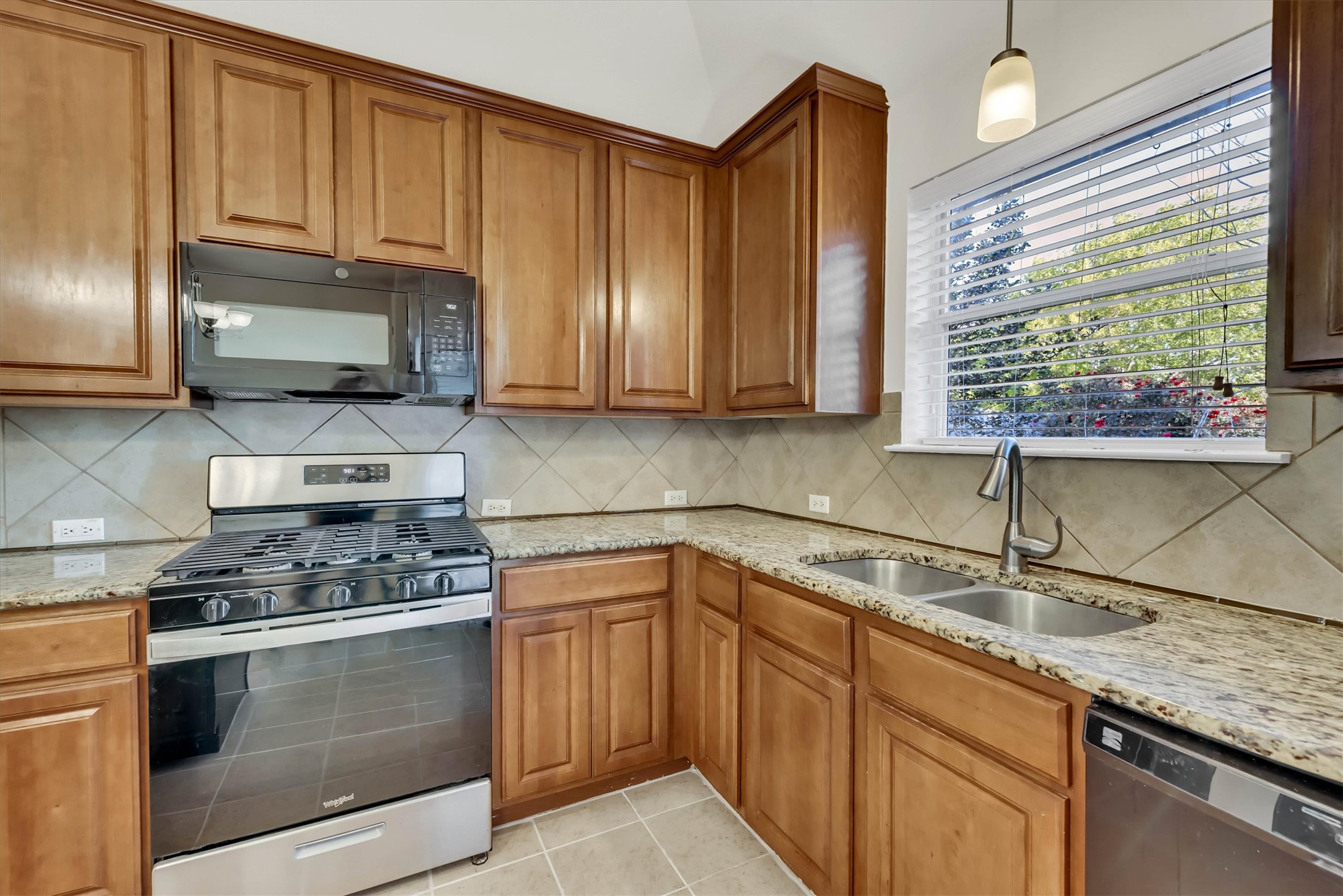 18420 Masi Loop Pflugerville, TX 78660 - Photo 12 of 33