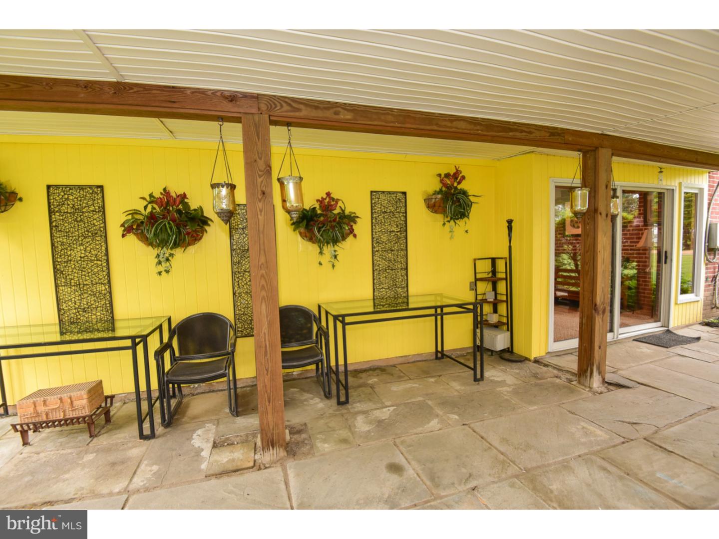 1121 Thomas Road Wayne, PA 19087 - Photo 20 of 23 Porch