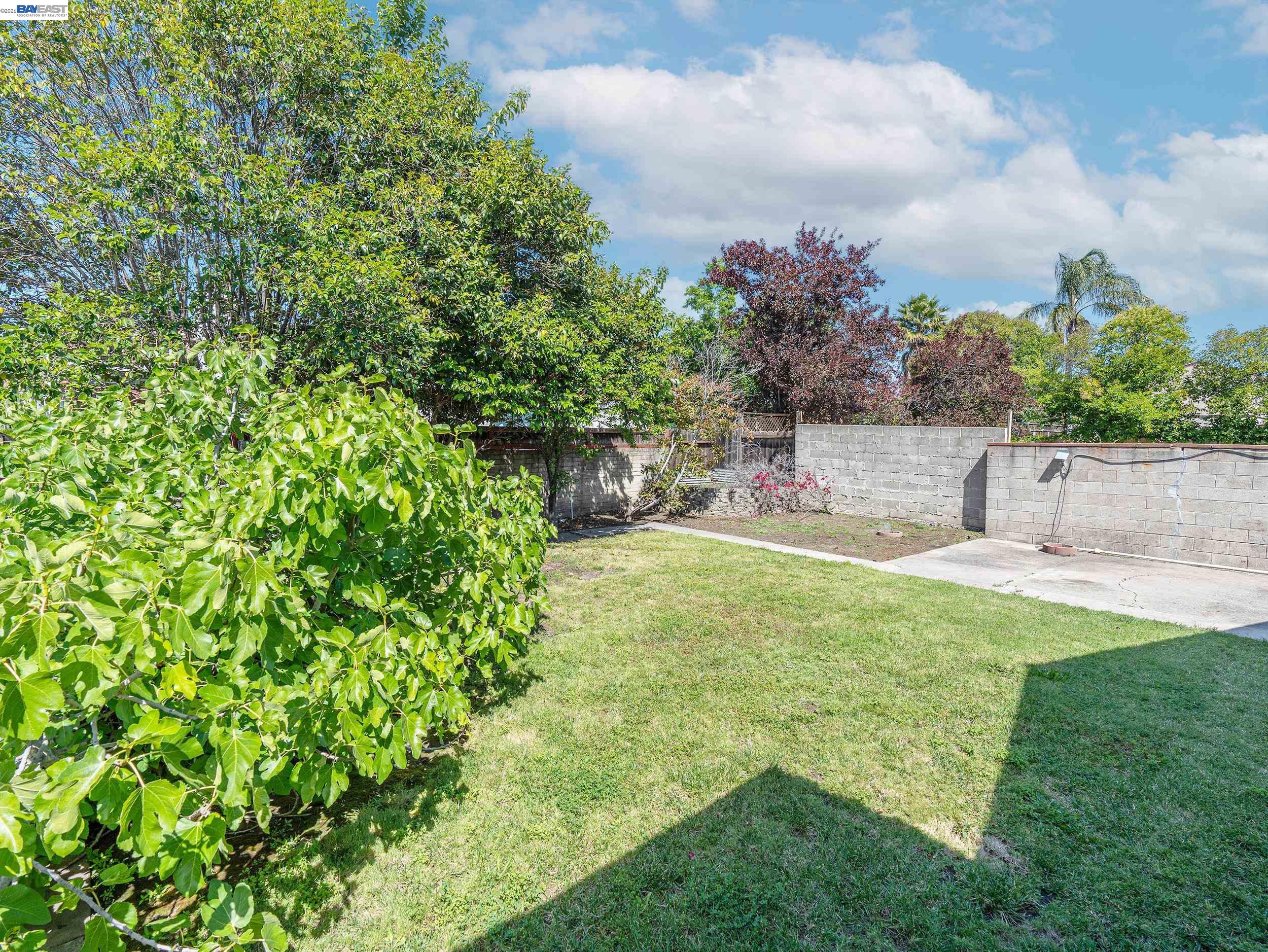 21835 Redwood Road Castro Valley, CA 94546 - Photo 24 of 31