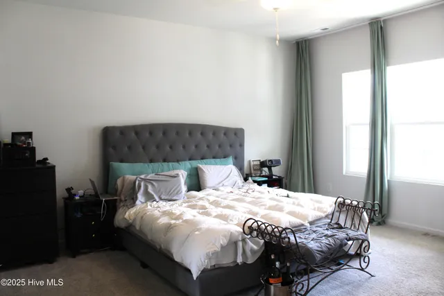 $2,100 | 300 Ruby Baird Drive, Sneads Ferry, NC 28460