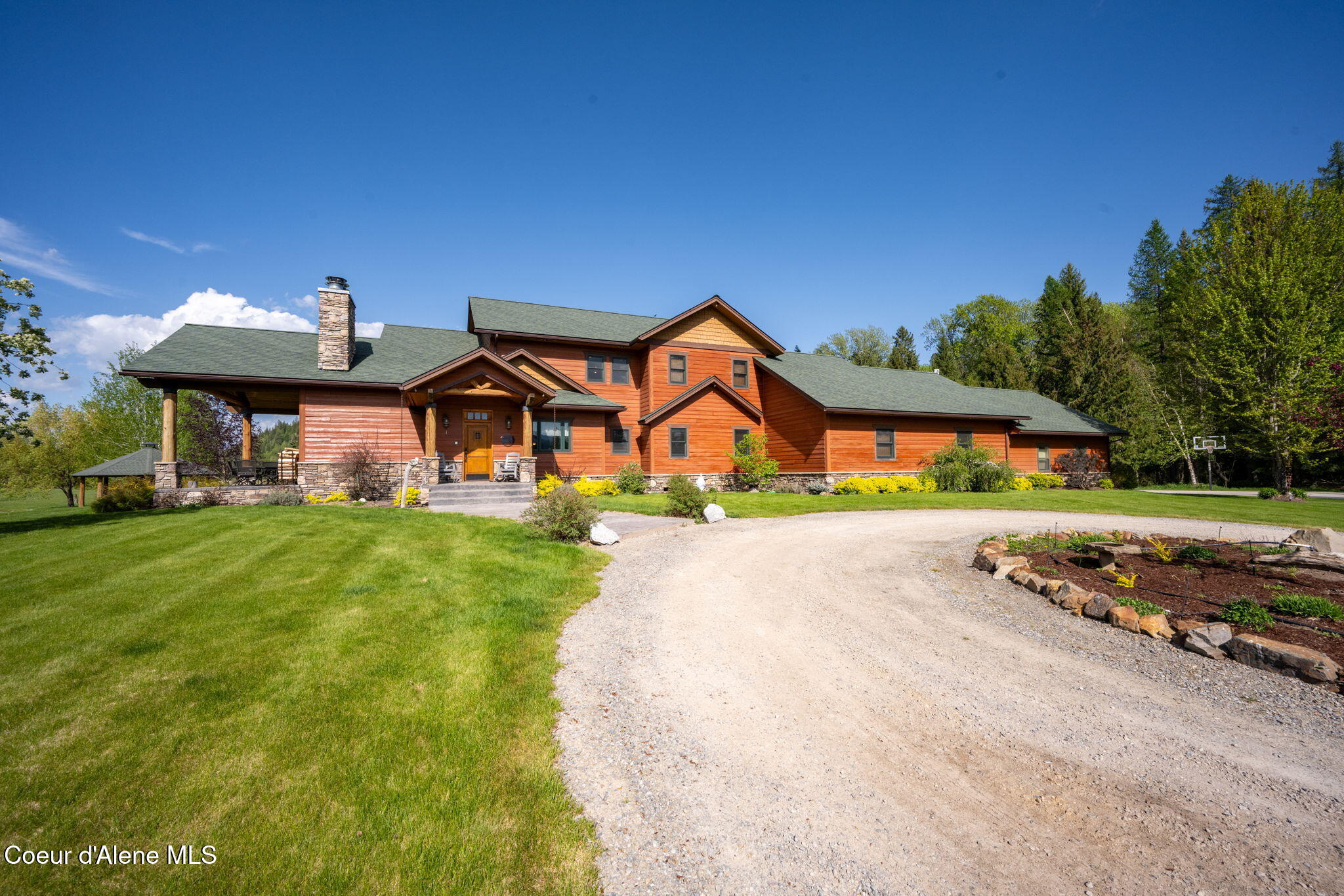 289 Gold Road Naples, ID 83847 - Photo 21 of 113 Exterior