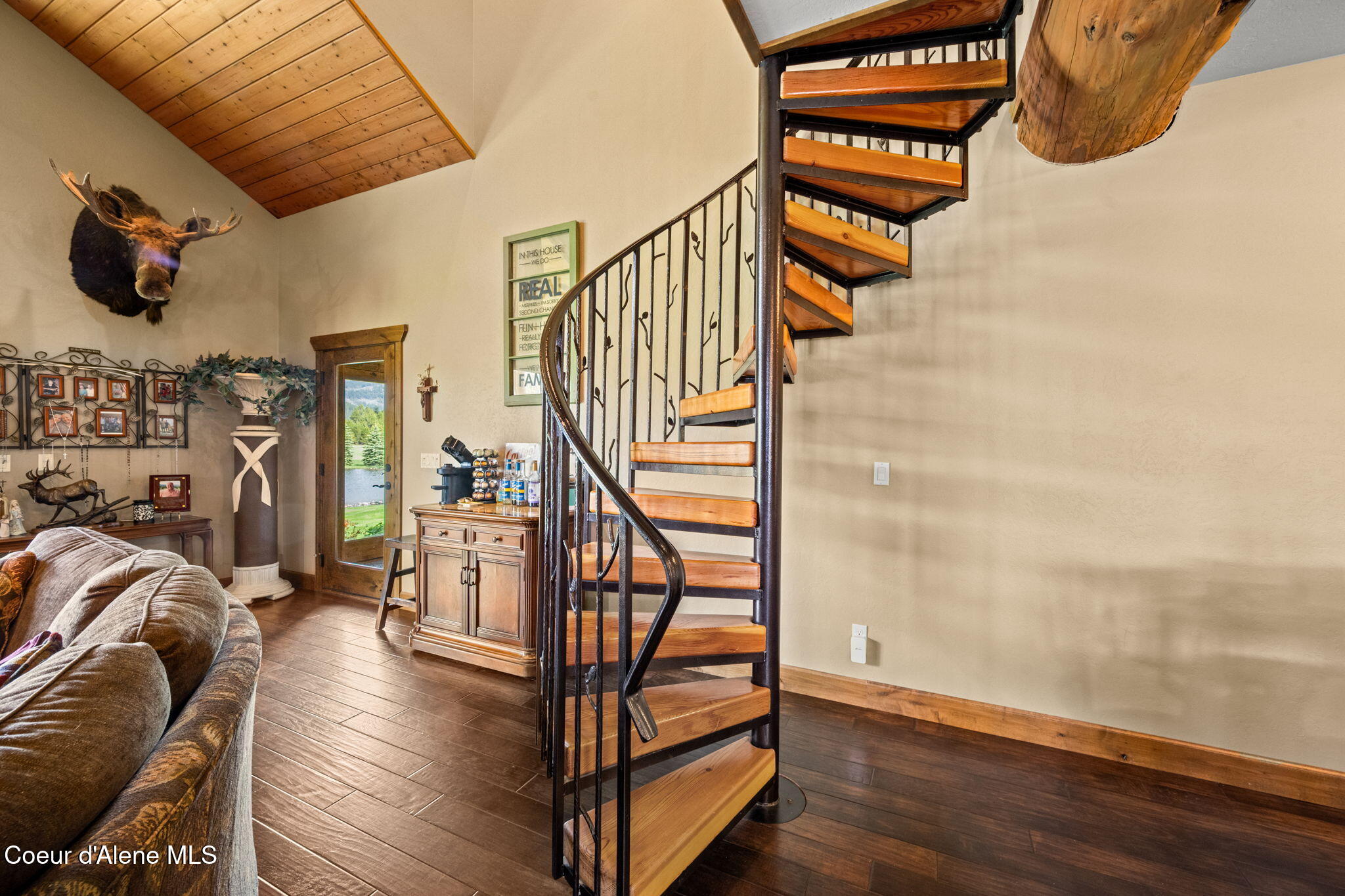 289 Gold Road Naples, ID 83847 - Photo 61 of 113 Stairs