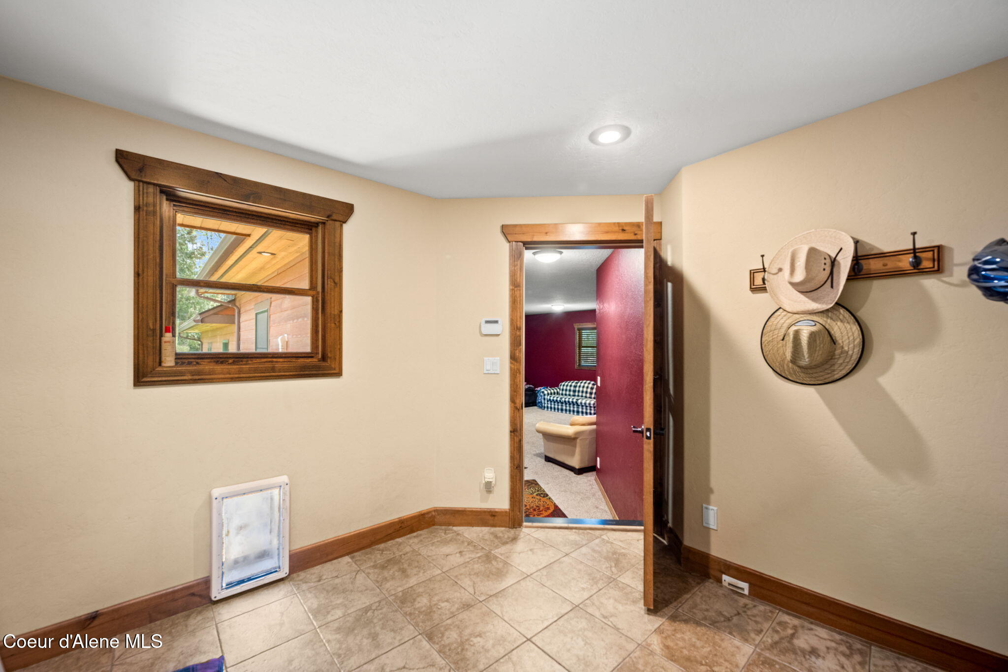 289 Gold Road Naples, ID 83847 - Photo 64 of 113 Mud Room