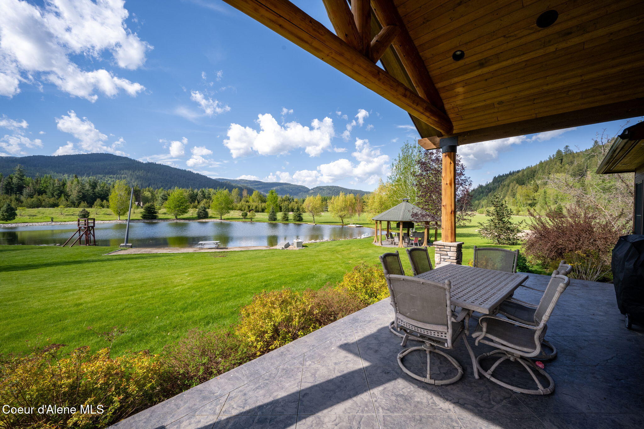 289 Gold Road Naples, ID 83847 - Photo 73 of 113 Patio overlooking pond