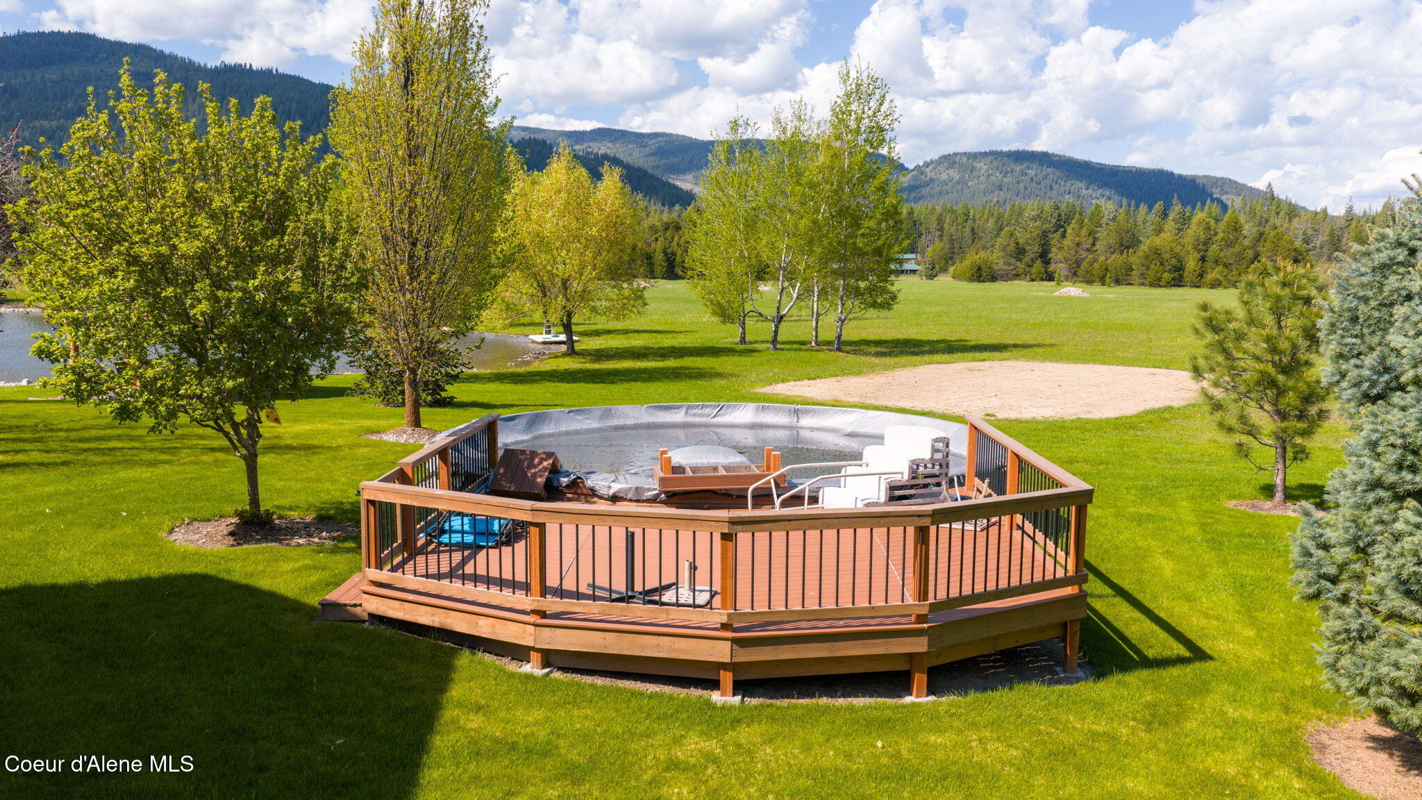 289 Gold Road Naples, ID 83847 - Photo 85 of 113 Pool
