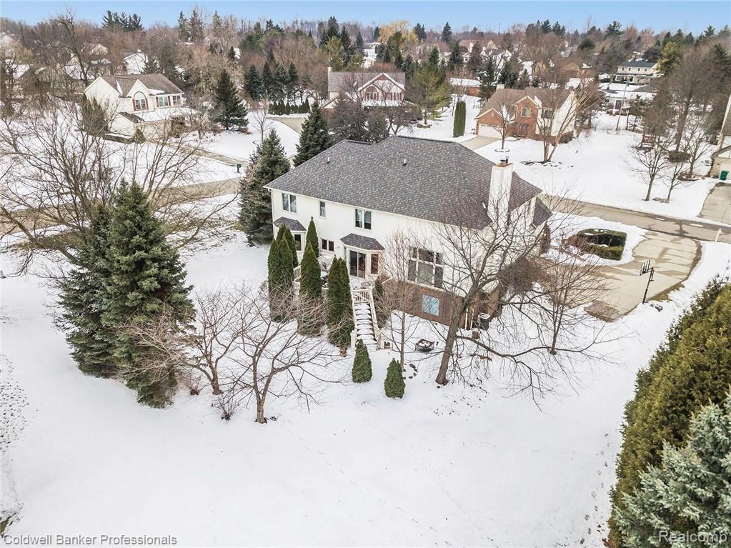 3841 Kossuth Road Lake Orion, MI 48360 - Photo 6 of 53 DJI_0006.jpg