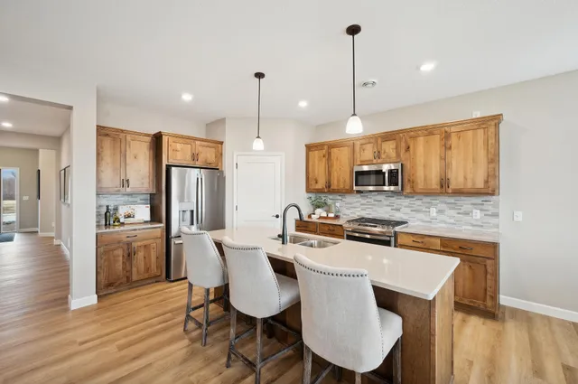 $399,900 | 7801 Bridgewater Court, Greenfield, MN 55373