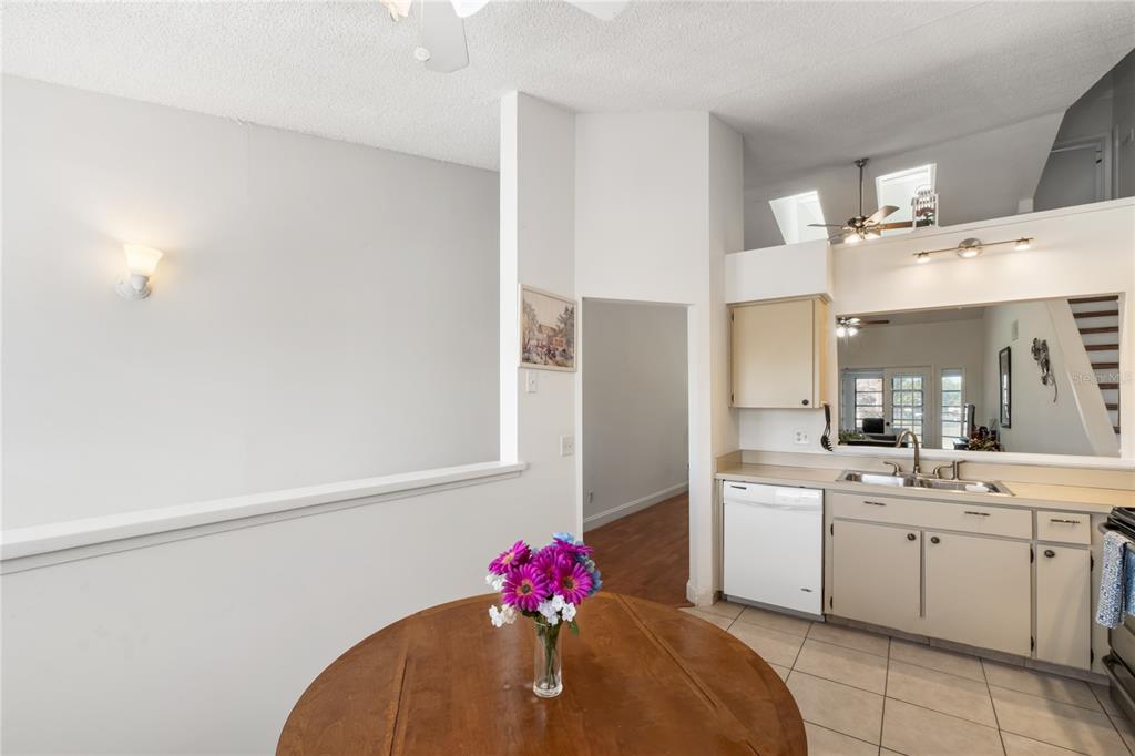 4368 Middlebrook Road, Unit 4368 Orlando, FL 32811 - Photo 5 of 17