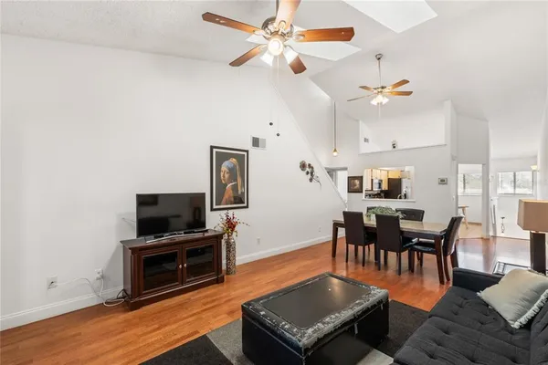 $2,150 | 4368 Middlebrook Road, Unit 4368, Orlando, FL 32811