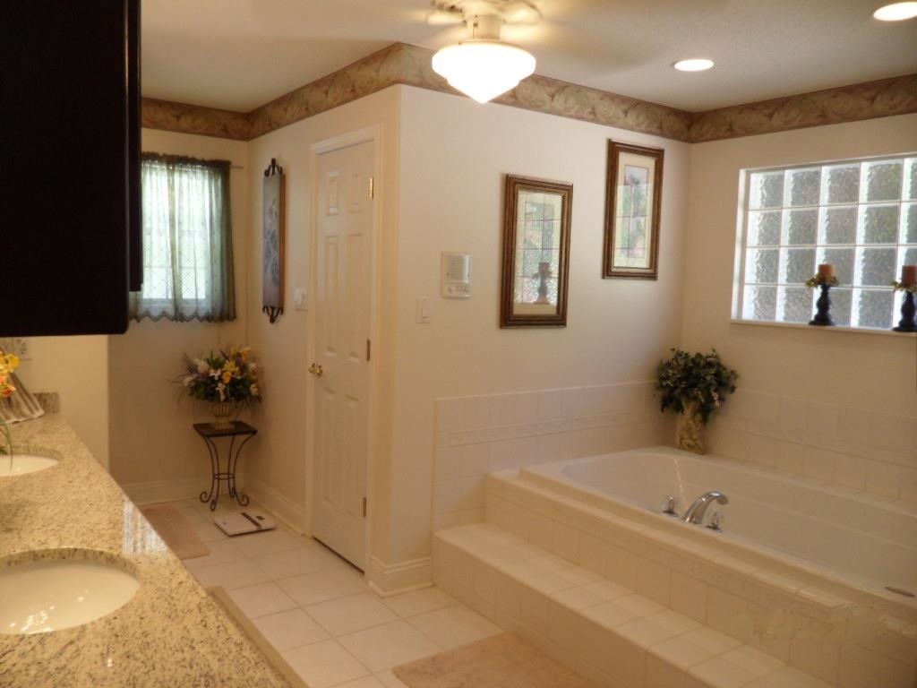 5435 Pine Barron Road Milton, FL 32570 - Photo 15 of 25 Gallery Image 15
