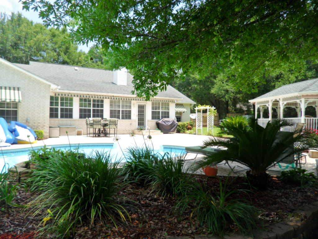 5435 Pine Barron Road Milton, FL 32570 - Photo 4 of 25 Gallery Image 4