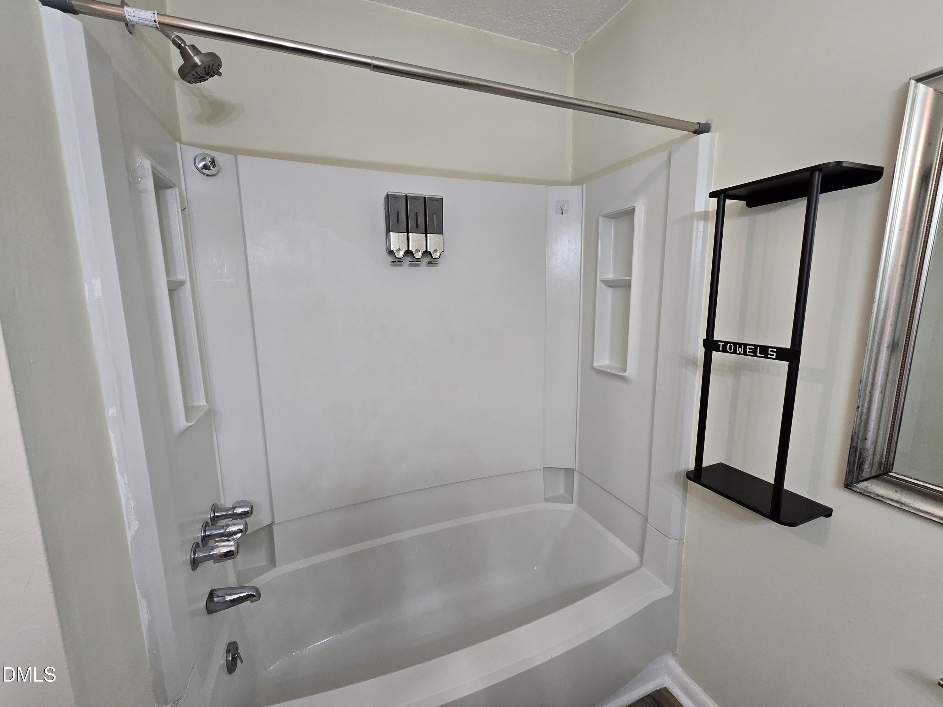 3071 Huntleigh Drive Raleigh, NC 27604 - Photo 5 of 15 20260107_123954