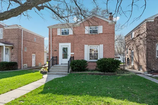 $399,000 | 5352 North Oketo Avenue, Chicago, IL 60656
