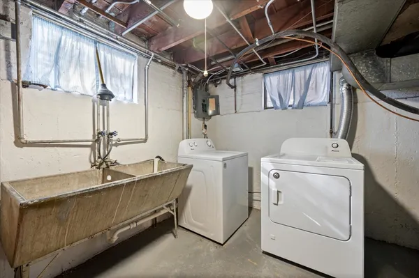 $399,000 | 5352 North Oketo Avenue, Chicago, IL 60656