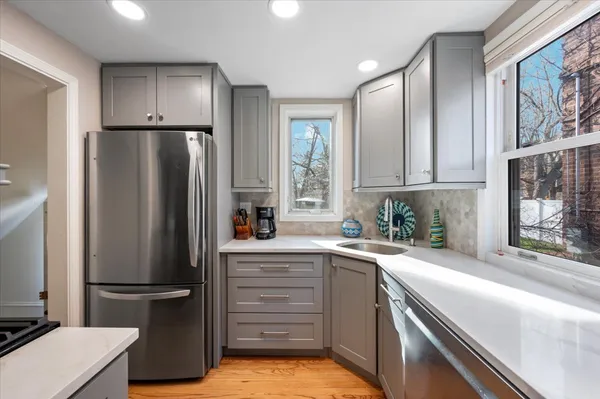 $399,000 | 5352 North Oketo Avenue, Chicago, IL 60656