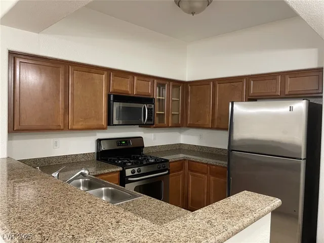 $1,645 | 10217 King Henry Avenue, Unit 104, Las Vegas, NV 89144