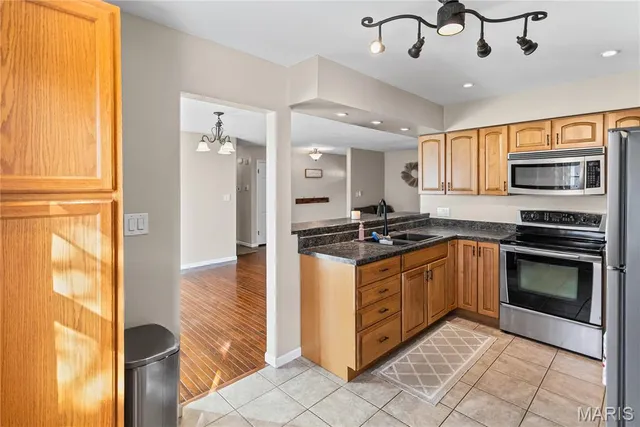 $174,500 | 4404 Briarcliff Drive, Alton, IL 62002