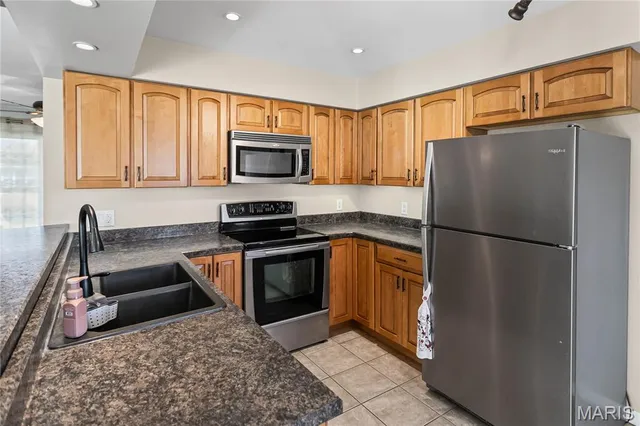 $174,500 | 4404 Briarcliff Drive, Alton, IL 62002