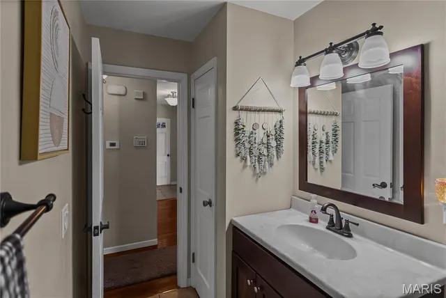 $174,500 | 4404 Briarcliff Drive, Alton, IL 62002