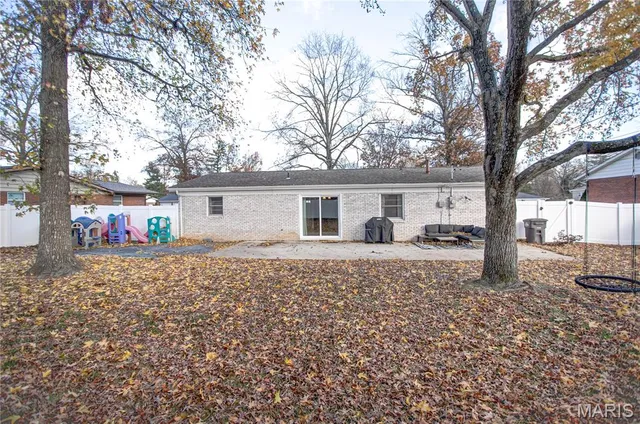 $174,500 | 4404 Briarcliff Drive, Alton, IL 62002