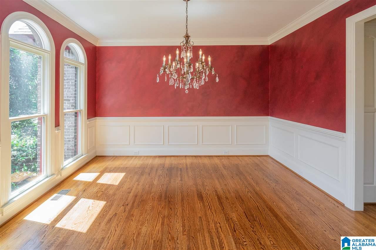 407 Woodward Road Trussville, AL 35173 - Photo 6 of 50