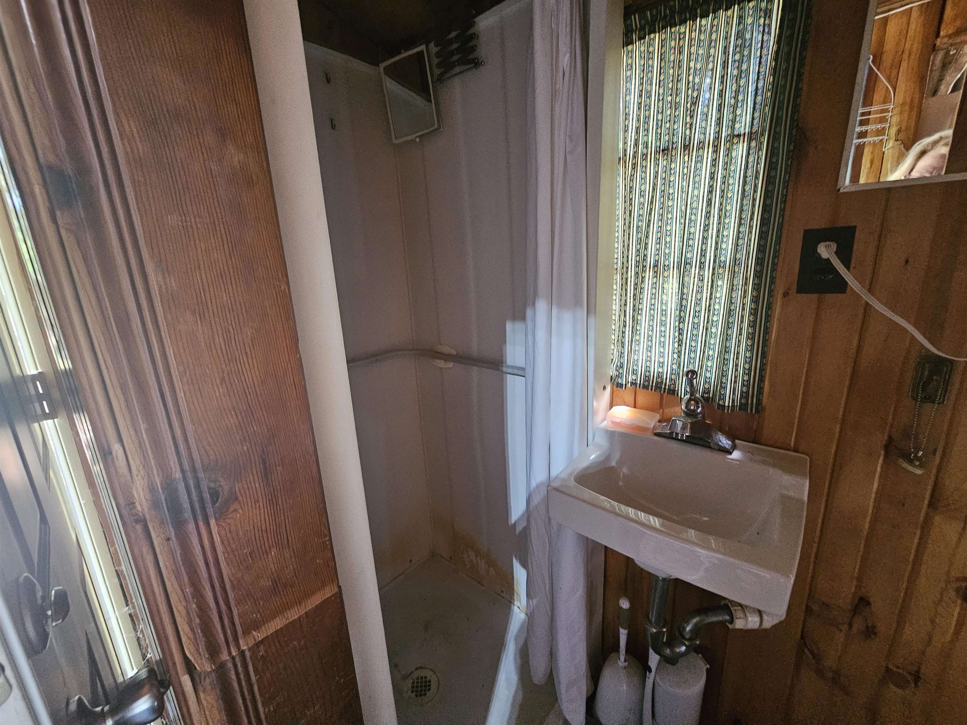 319 Burns Road Harrison, MI 48625 - Photo 6 of 10