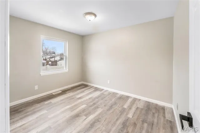 $270,000 | 35 Jamestown Drive, St. Peters, MO 63376