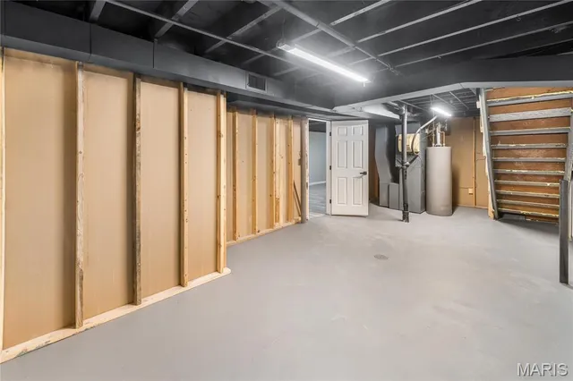 $270,000 | 35 Jamestown Drive, St. Peters, MO 63376