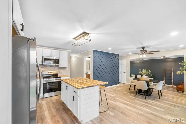 $270,000 | 35 Jamestown Drive, St. Peters, MO 63376