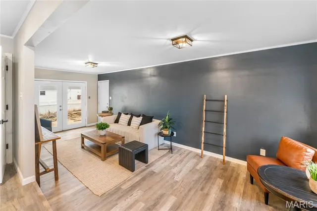 $270,000 | 35 Jamestown Drive, St. Peters, MO 63376