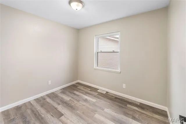 $270,000 | 35 Jamestown Drive, St. Peters, MO 63376