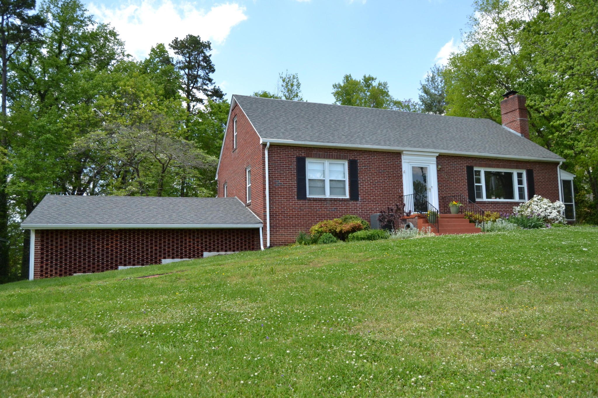 5407 East Sunset Road Knoxville, TN 37914 - Photo 5 of 37 Gallery Image 5