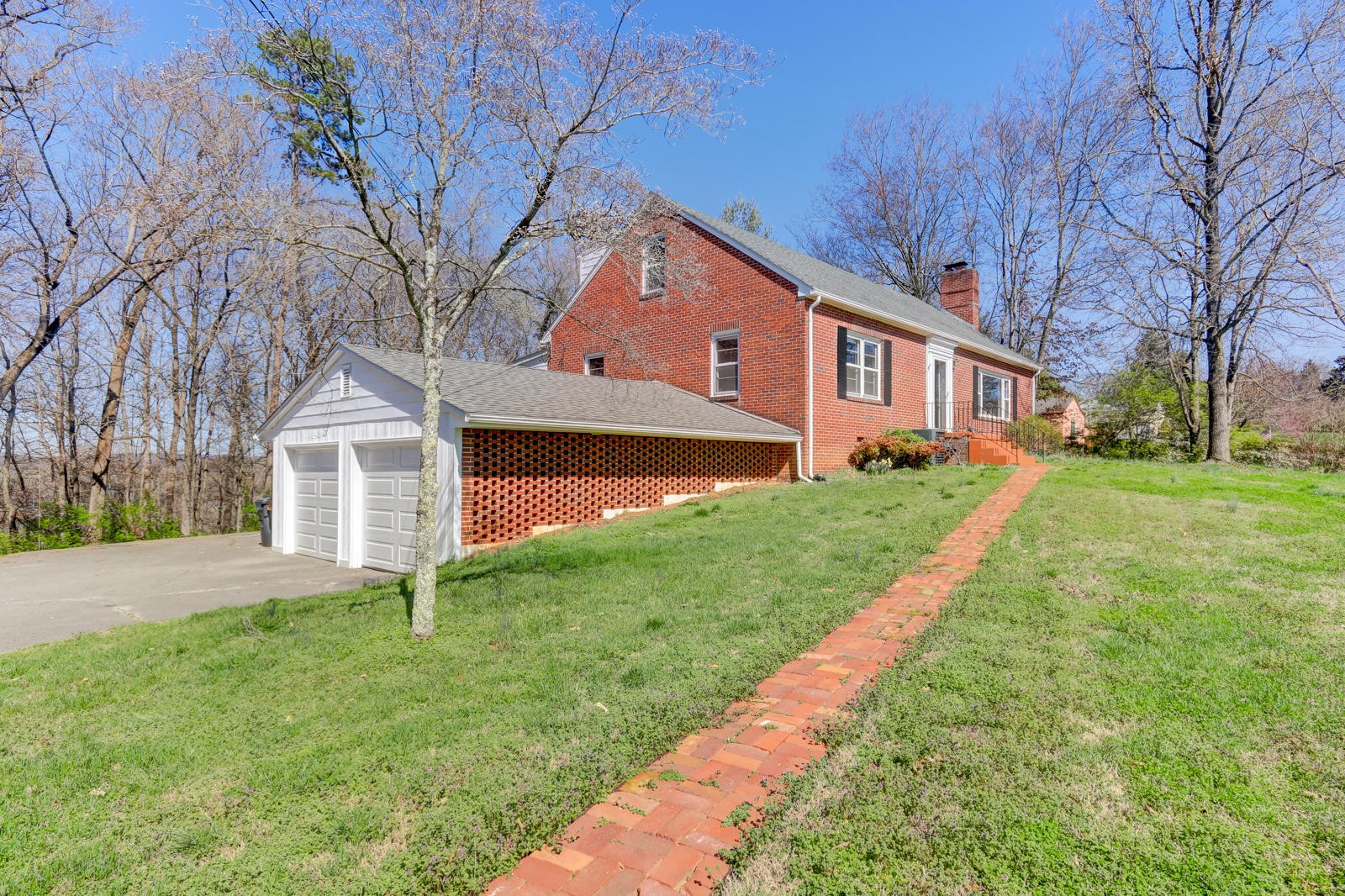 5407 East Sunset Road Knoxville, TN 37914 - Photo 8 of 37 Gallery Image 8